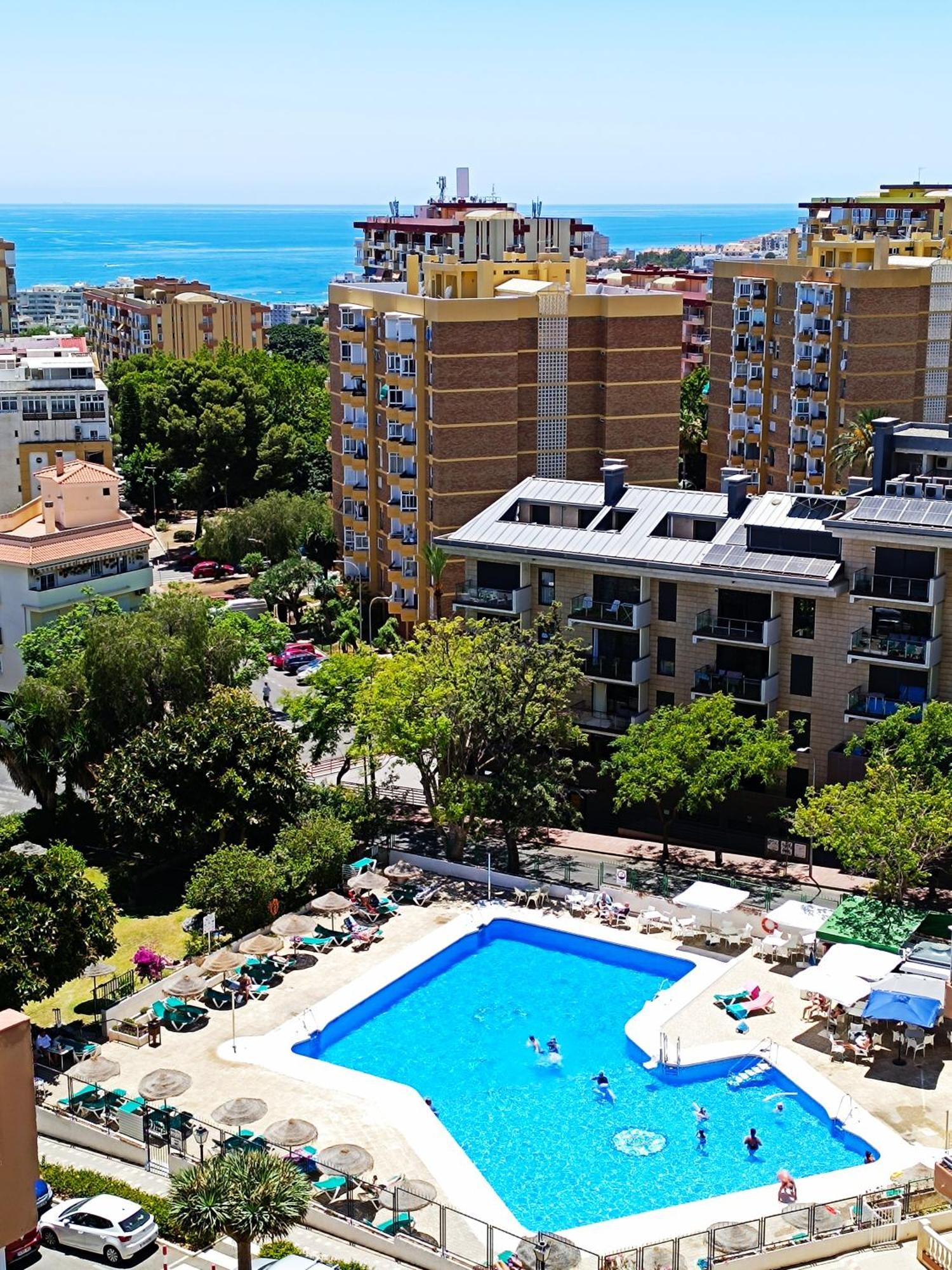 Attico Acuario, 2 Bathrooms Top Floor Appartment With Sea And Mountain Views Benalmadena Exterior photo